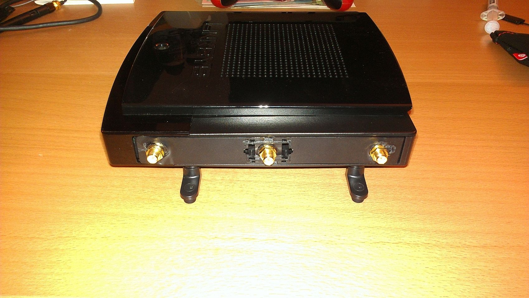 DDWRT View topic WRT600N Deadbug Antenna Mod (Six 7db Antennas!)